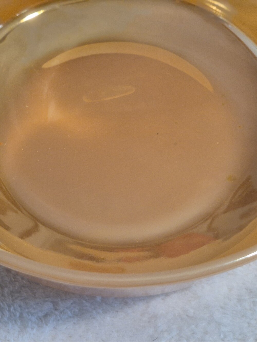 Vintage Anchor Hocking Fire-King Peach Lustre Casserole Dish - Picture 3 of 9